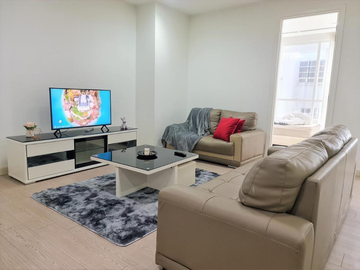 Klcc Binjai 8 Premium Soho Apartment By Sarah'S Lodge กัวลาลัมเปอร์ ภายนอก รูปภาพ